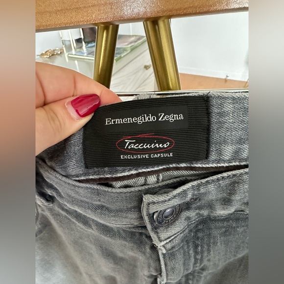 Ermenegildo Zegna Men’s Gray Tailored-Fit Straight Leg Taccuino Jeans Collection - Picture 3 of 13